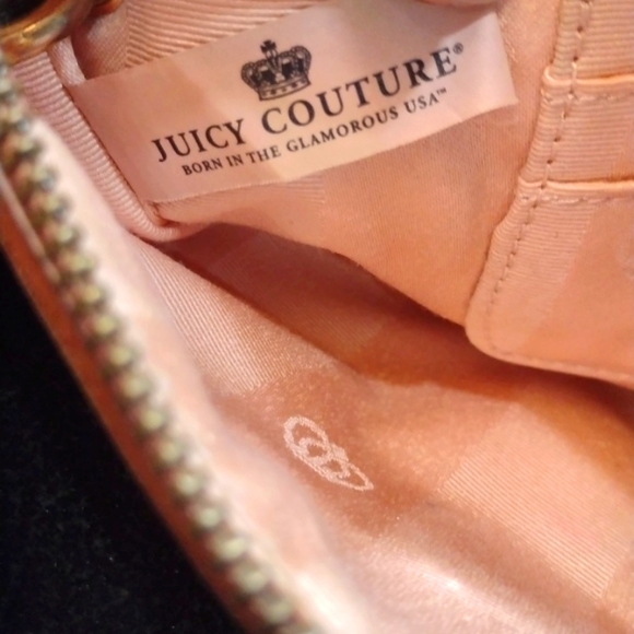 Juicy Couture Leather Large Vintage Wallet 🛍️ - Picture 2 of 6